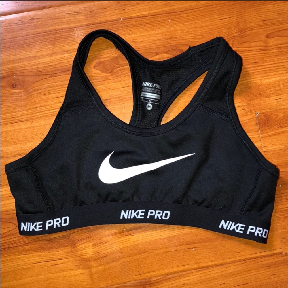 Nike Pro Sports Bra
